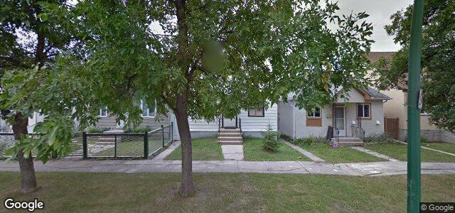 Larawan ng 912 Boyd Avenue sa Winnipeg, Manitoba