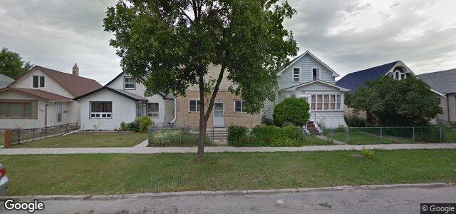 Larawan ng 921 Manitoba Avenue sa Winnipeg, Manitoba