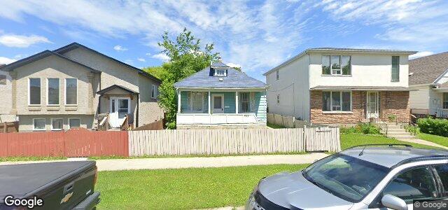 Larawan ng 923 Burrows Avenue sa Winnipeg, Manitoba