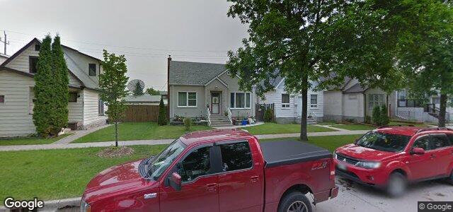 Larawan ng 925 Aberdeen Avenue sa Winnipeg, Manitoba
