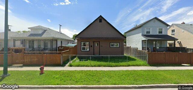 Larawan ng 926 Burrows Avenue sa Winnipeg, Manitoba
