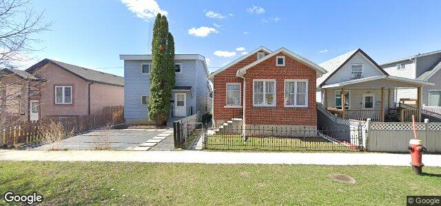Photo of 930 Pritchard Avenue in Winnipeg, Manitoba