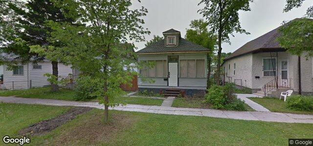 Larawan ng 932 Aberdeen Avenue sa Winnipeg, Manitoba