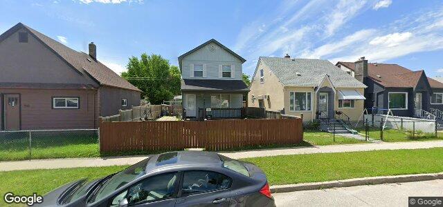 Larawan ng 932 Burrows Avenue sa Winnipeg, Manitoba
