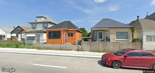 Larawan ng 945 Selkirk Avenue sa Winnipeg, Manitoba