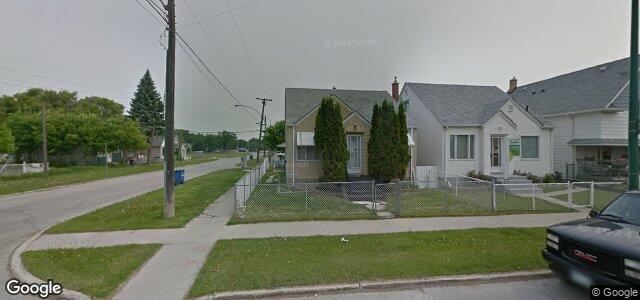 Larawan ng 947 Burrows Avenue sa Winnipeg, Manitoba
