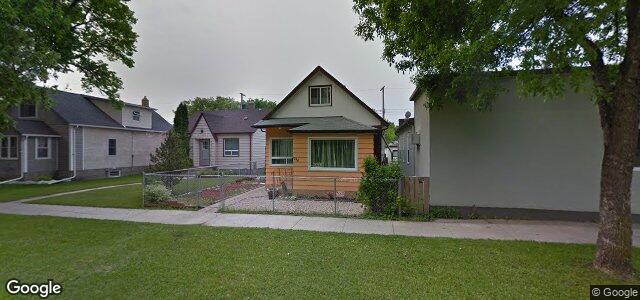 Larawan ng 950 Aberdeen Avenue sa Winnipeg, Manitoba