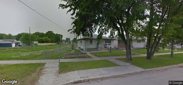 Larawan ng 955 Aberdeen Avenue sa Winnipeg, Manitoba