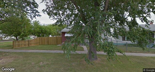 Larawan ng 981 Boyd Avenue sa Winnipeg, Manitoba