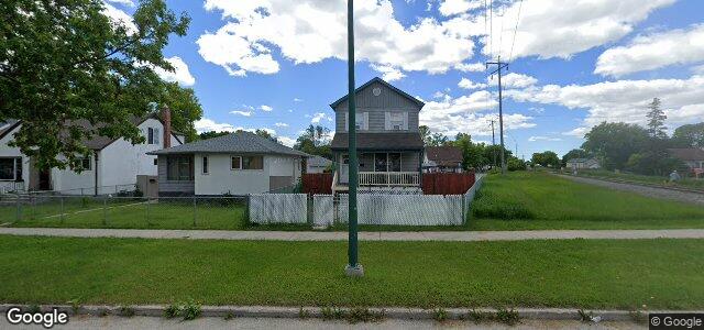 Photo of 984 Magnus Avenue in Winnipeg, Manitoba