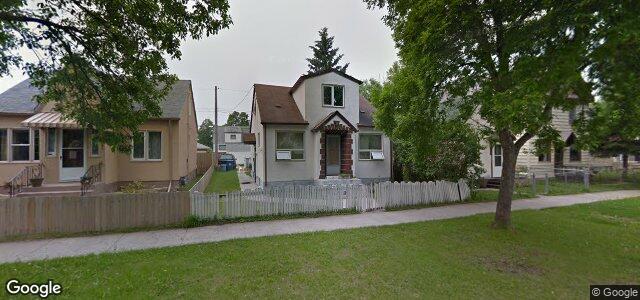 Larawan ng 988 Aberdeen Avenue sa Winnipeg, Manitoba