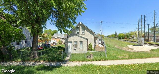 Larawan ng 993 Redwood Avenue sa Winnipeg, Manitoba