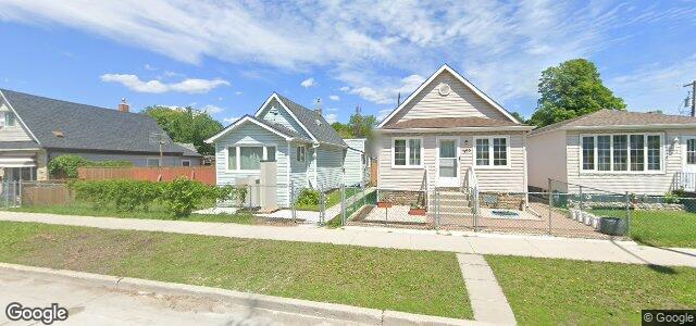Larawan ng 997 Burrows Avenue sa Winnipeg, Manitoba