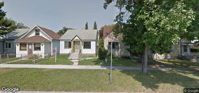 Larawan ng 999 Aberdeen Avenue sa Winnipeg, Manitoba