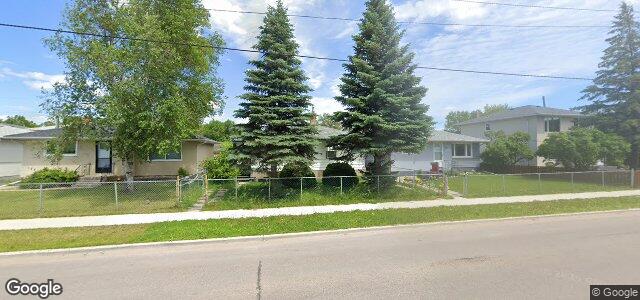 Larawan ng 1437 Selkirk Avenue sa Winnipeg, Manitoba