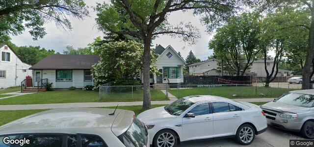 Larawan ng 1447 Pritchard Avenue sa Winnipeg, Manitoba