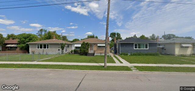 Larawan ng 1465 Selkirk Avenue sa Winnipeg, Manitoba
