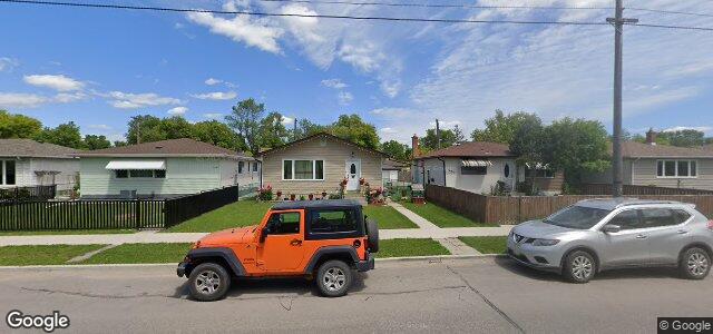 Larawan ng 1477 Selkirk Avenue sa Winnipeg, Manitoba