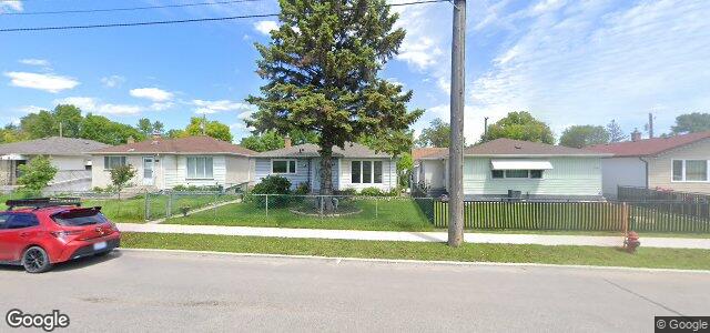 Larawan ng 1485 Selkirk Avenue sa Winnipeg, Manitoba