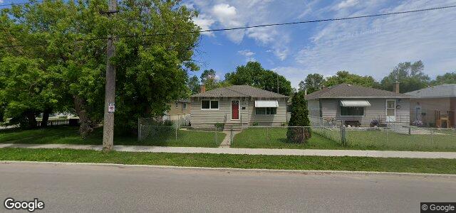 Larawan ng 1503 Selkirk Avenue sa Winnipeg, Manitoba