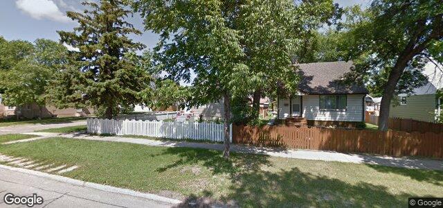 Photo of 1517 Manitoba Avenue in Winnipeg, Manitoba