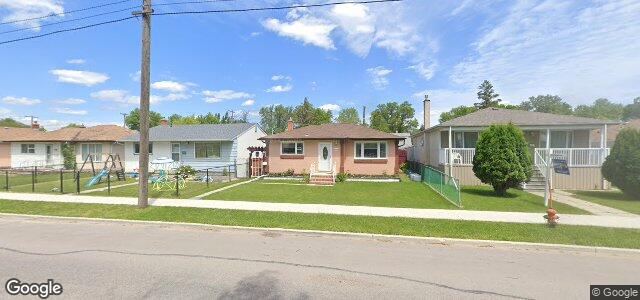 Larawan ng 1557 Selkirk Avenue sa Winnipeg, Manitoba