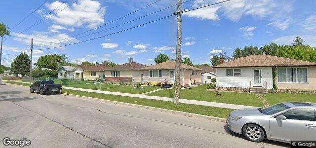 Larawan ng 1569 Selkirk Avenue sa Winnipeg, Manitoba