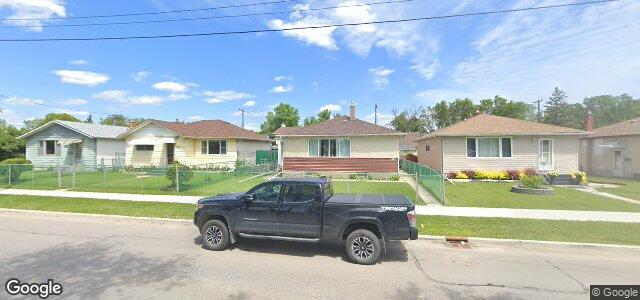 Larawan ng 1573 Selkirk Avenue sa Winnipeg, Manitoba