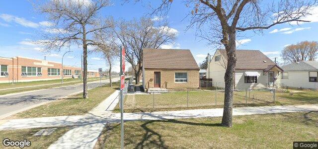 Larawan ng 1629 Manitoba Avenue sa Winnipeg, Manitoba