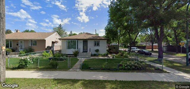 Larawan ng 1663 Selkirk Avenue sa Winnipeg, Manitoba