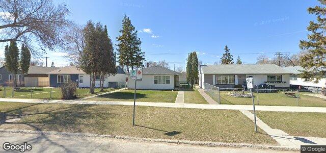 Larawan ng 1672 Manitoba Avenue sa Winnipeg, Manitoba