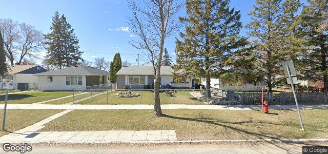 Larawan ng 1676 Manitoba Avenue sa Winnipeg, Manitoba