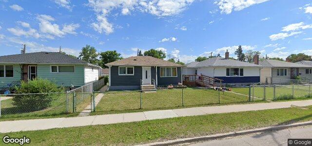 Larawan ng 1687 Selkirk Avenue sa Winnipeg, Manitoba