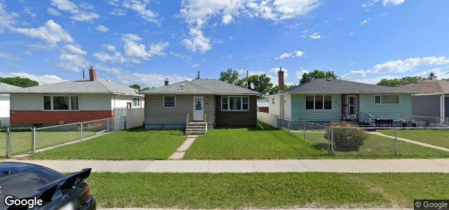 Larawan ng 1691 Selkirk Avenue sa Winnipeg, Manitoba