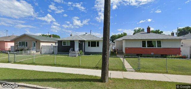 Larawan ng 1699 Selkirk Avenue sa Winnipeg, Manitoba