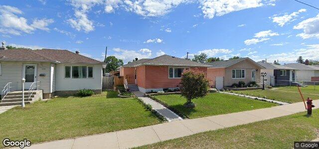Larawan ng 1707 Selkirk Avenue sa Winnipeg, Manitoba