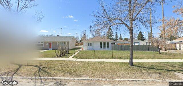 Larawan ng 1716 Manitoba Avenue sa Winnipeg, Manitoba
