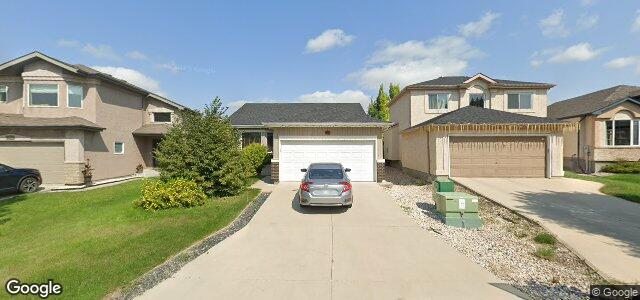 Larawan ng 103 Chadwick Crescent sa Winnipeg, Manitoba