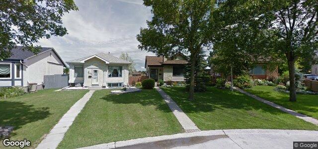 Photo of 103 Zawaly Bay in Winnipeg, Manitoba