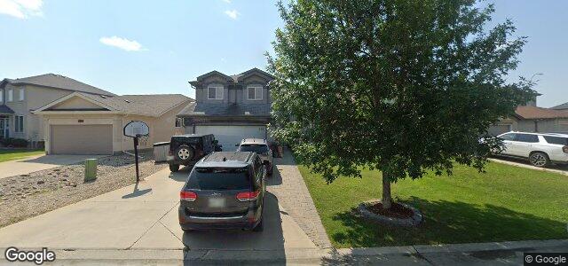 Larawan ng 106 Chadwick Crescent sa Winnipeg, Manitoba