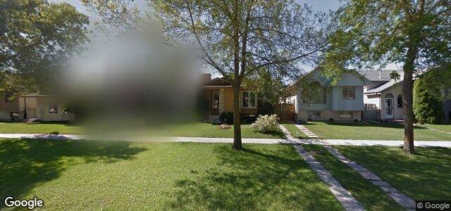 Larawan ng 1064 Kildare Avenue E sa Winnipeg, Manitoba