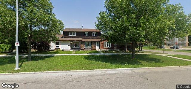 Larawan ng 1067 Kildare Avenue E sa Winnipeg, Manitoba