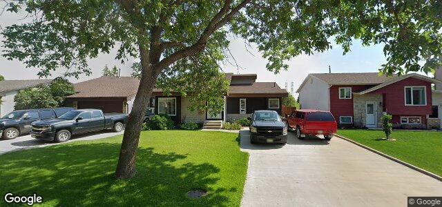 Larawan ng 107 Foxborough Road sa Winnipeg, Manitoba