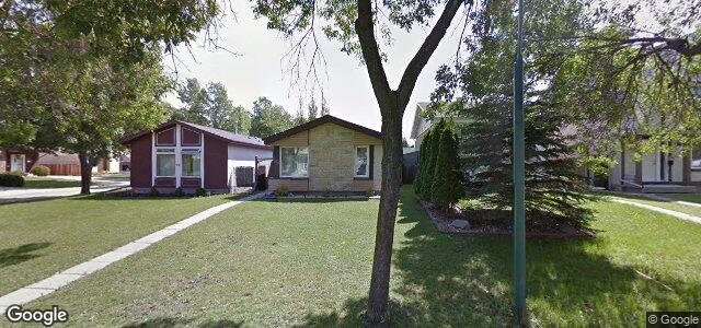 Larawan ng 108 Craglea Corner sa Winnipeg, Manitoba