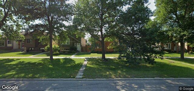 Larawan ng 1108 Kildare Avenue E sa Winnipeg, Manitoba