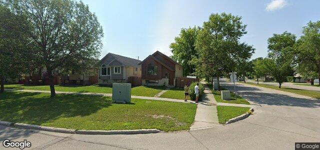 Larawan ng 1170 Kildare Avenue E sa Winnipeg, Manitoba