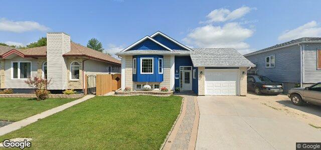 Larawan ng 1209 Kildare Avenue E sa Winnipeg, Manitoba