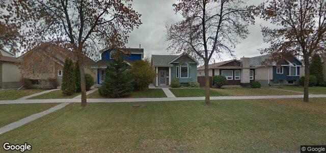 Larawan ng 1210 Kildare Avenue E sa Winnipeg, Manitoba