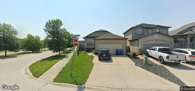 Larawan ng 127 Peter Sosiak Bay sa Winnipeg, Manitoba