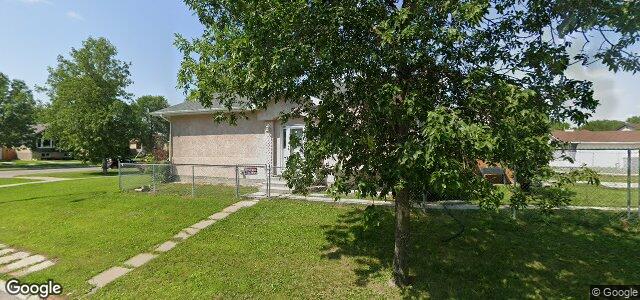 Larawan ng 1287 Kildare Avenue E sa Winnipeg, Manitoba